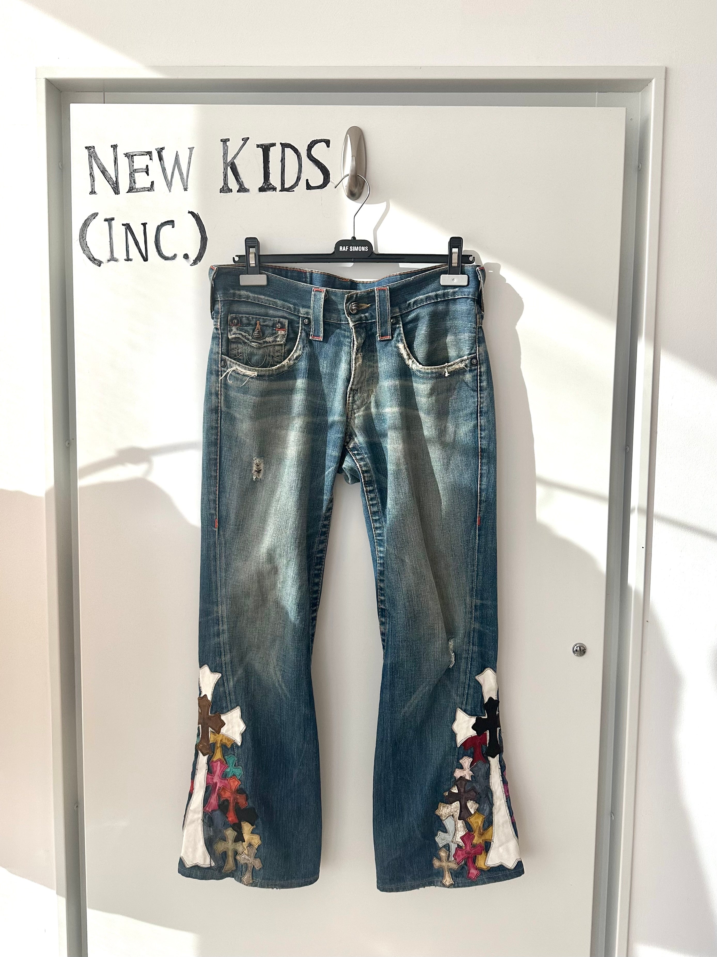 Chrome Hearts Multicolor Cross Patched Jeans – NewKids(inc.)