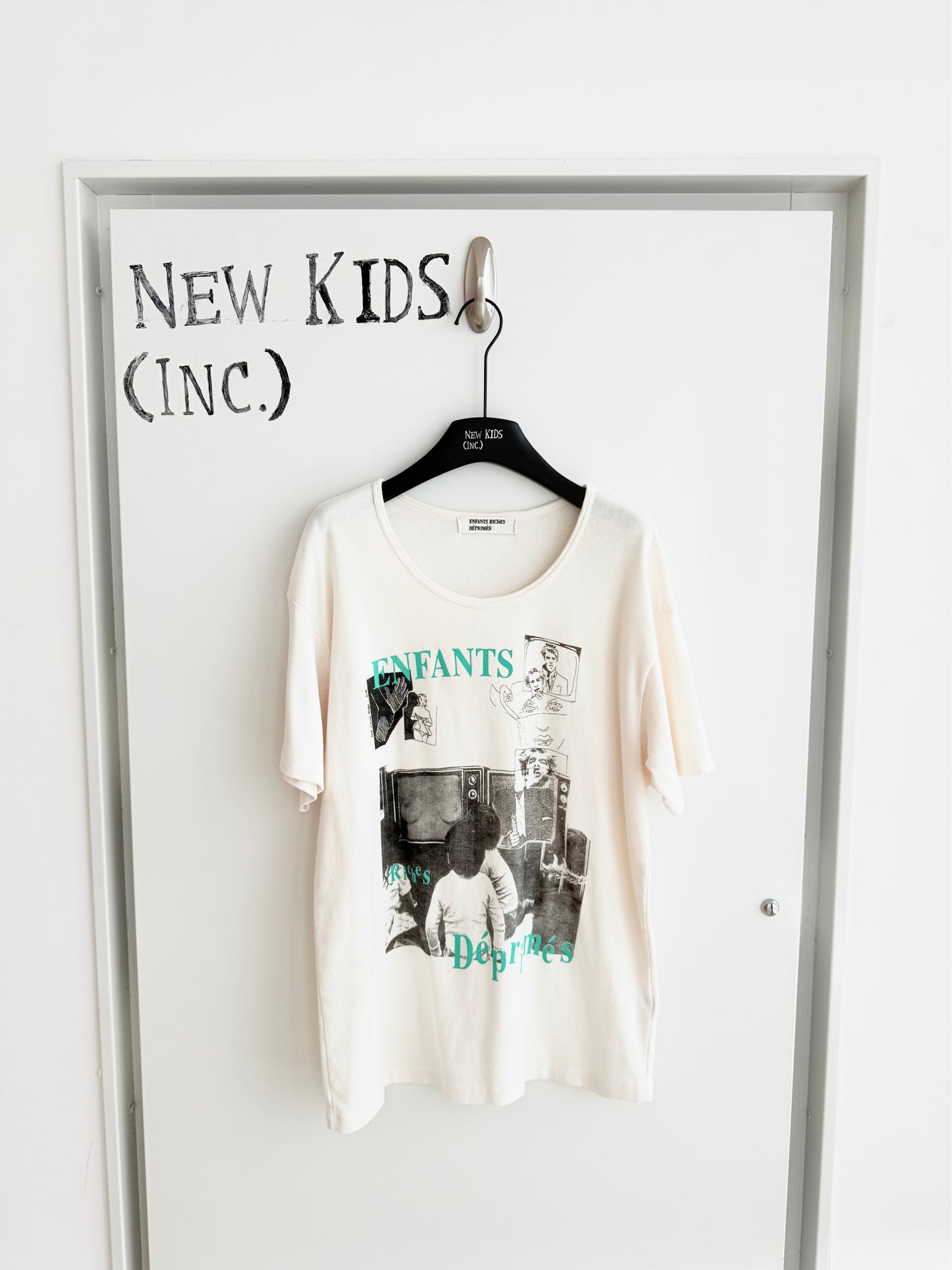 Enfants Riches Deprimes Le Television T-Shirt
