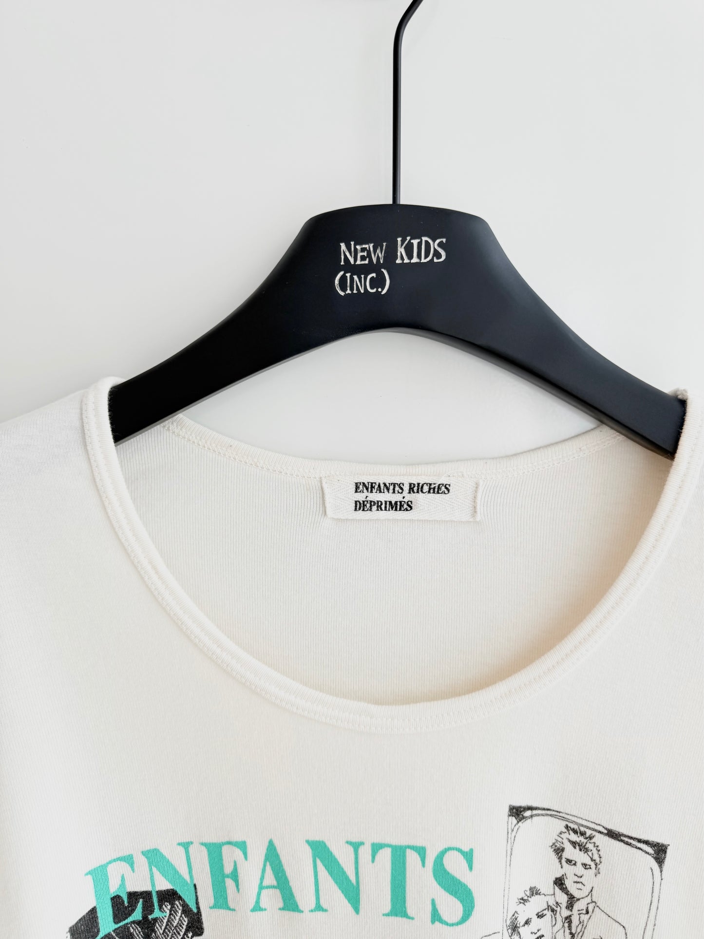 Enfants Riches Deprimes Le Television T-Shirt