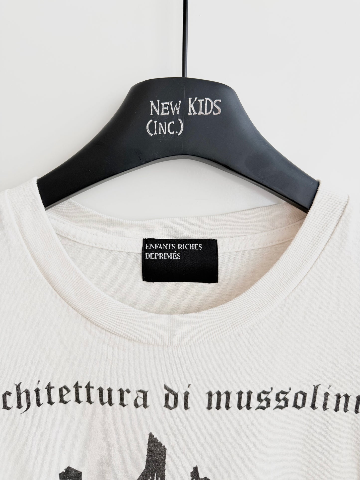 Enfants Riches Deprimes ARCHITETTURA di Mussolini T-Shirt