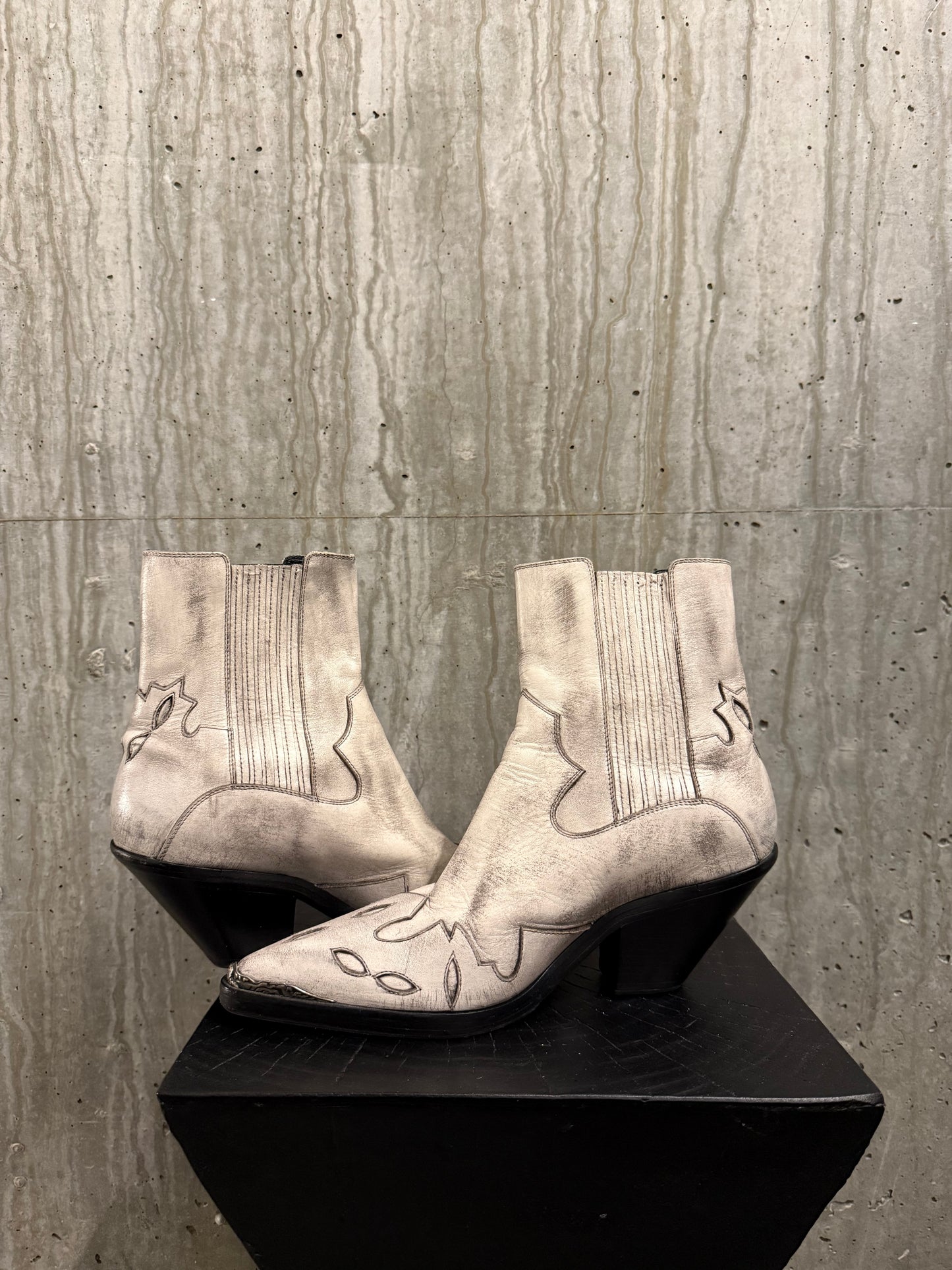 Enfants Riches Deprimes Rose Metal Tip Midnight Cowboy Boots White